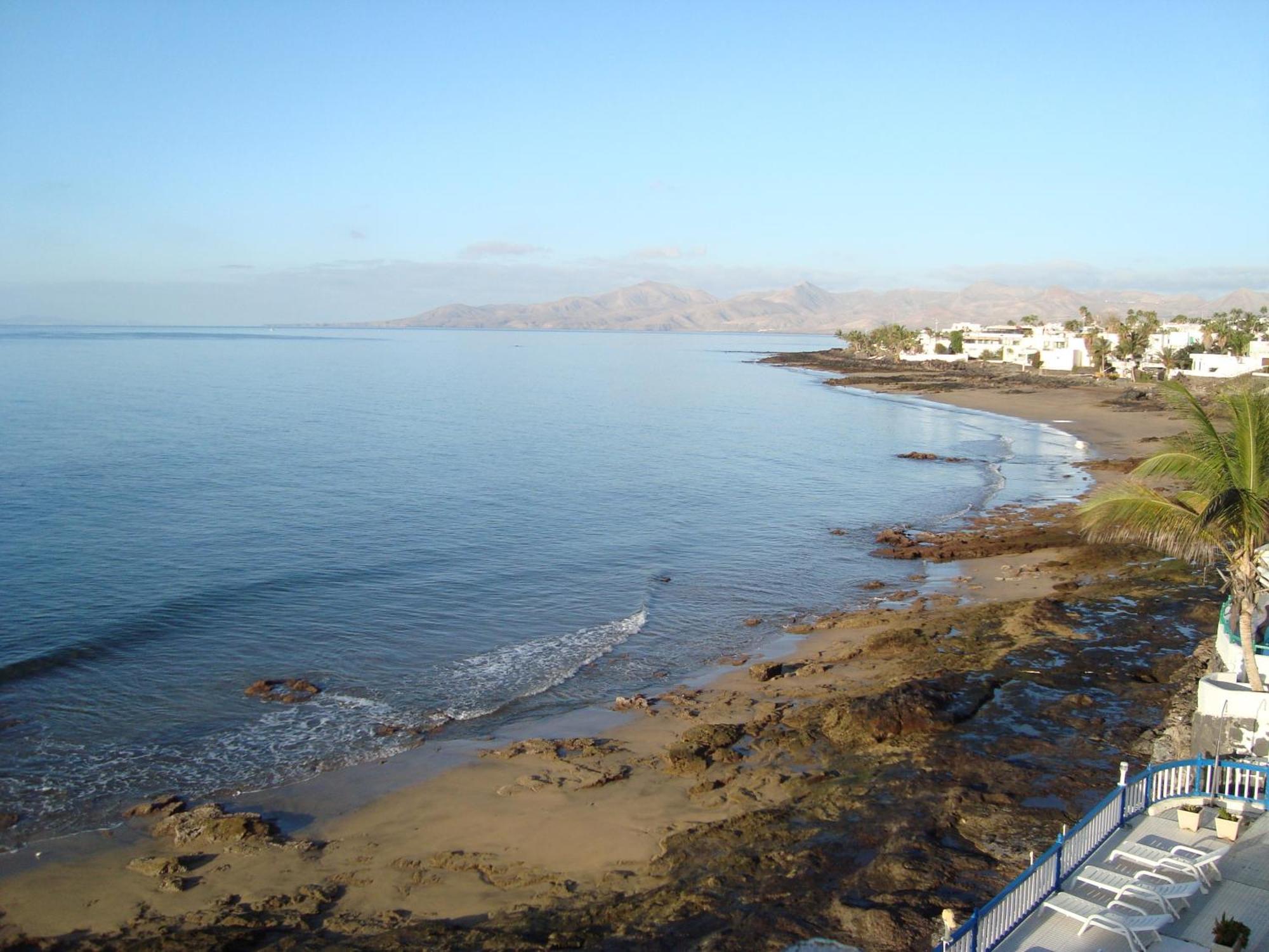 Apartamentos Cabrera Puerto del Carmen  Exteriör bild