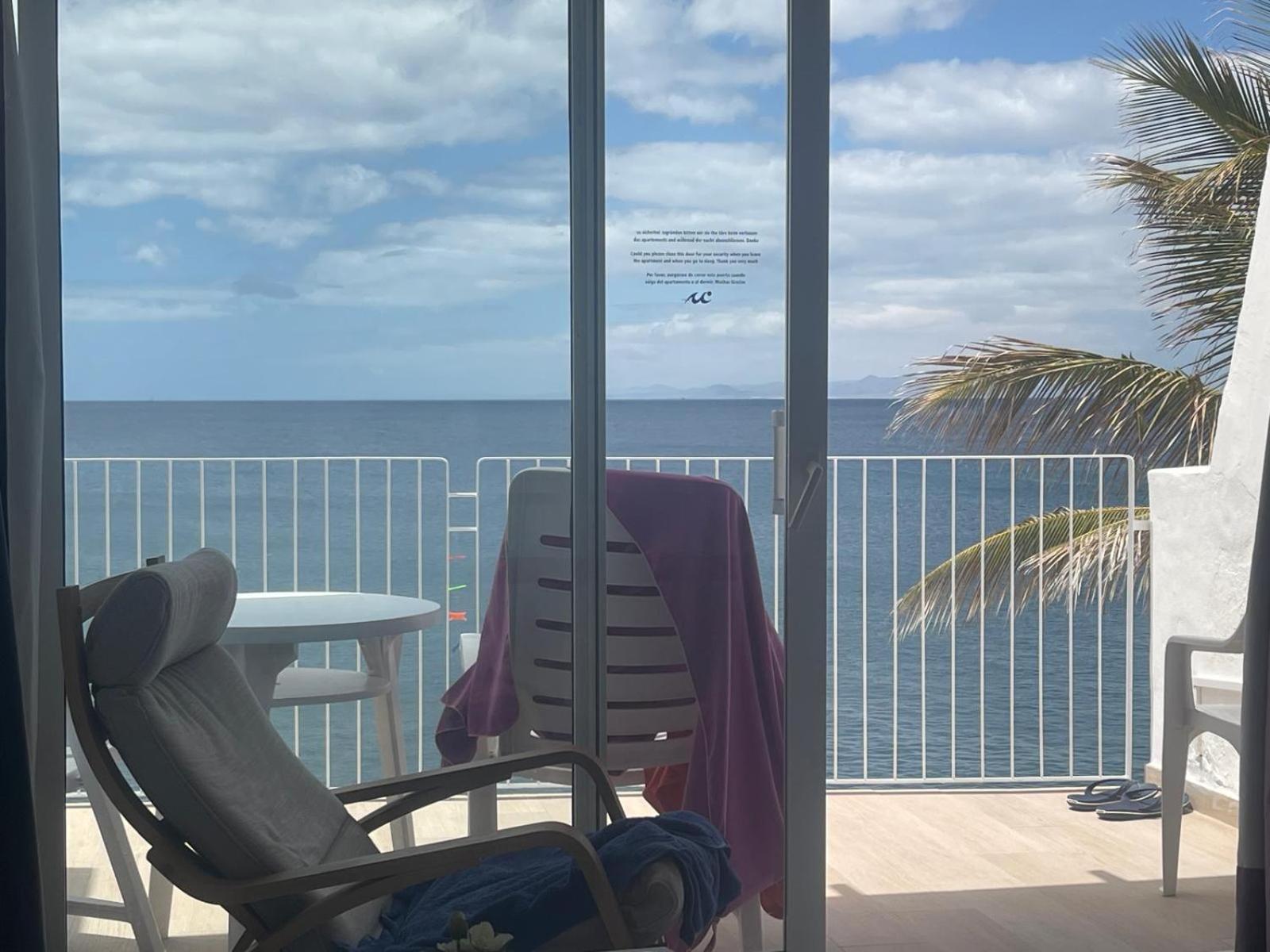 Apartamentos Cabrera Puerto del Carmen  Exteriör bild