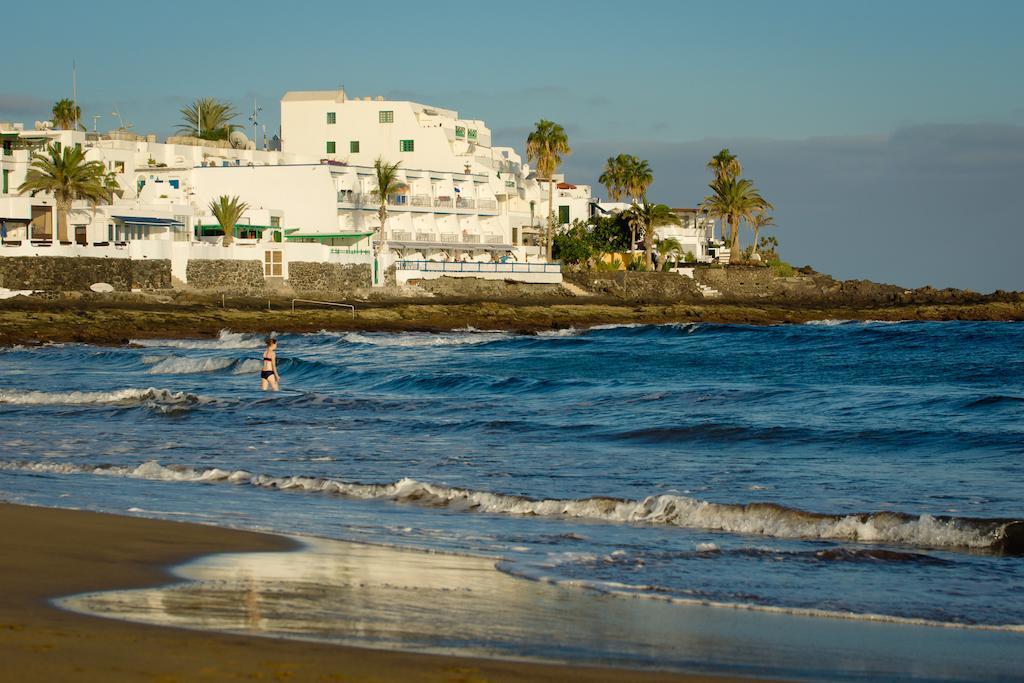 Apartamentos Cabrera Puerto del Carmen  Exteriör bild