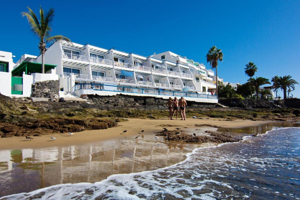 Apartamentos Cabrera Puerto del Carmen  Exteriör bild