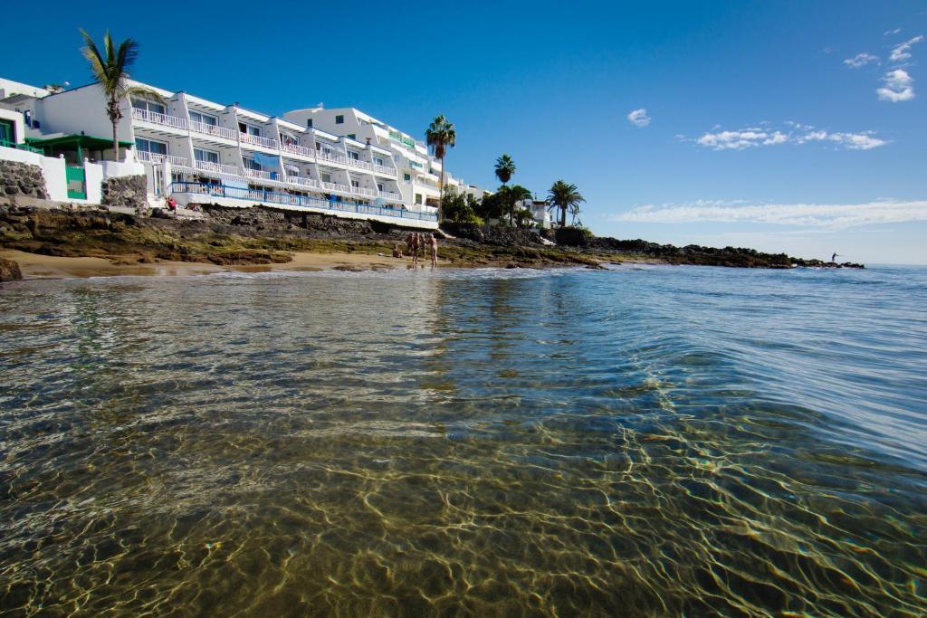 Apartamentos Cabrera Puerto del Carmen  Exteriör bild