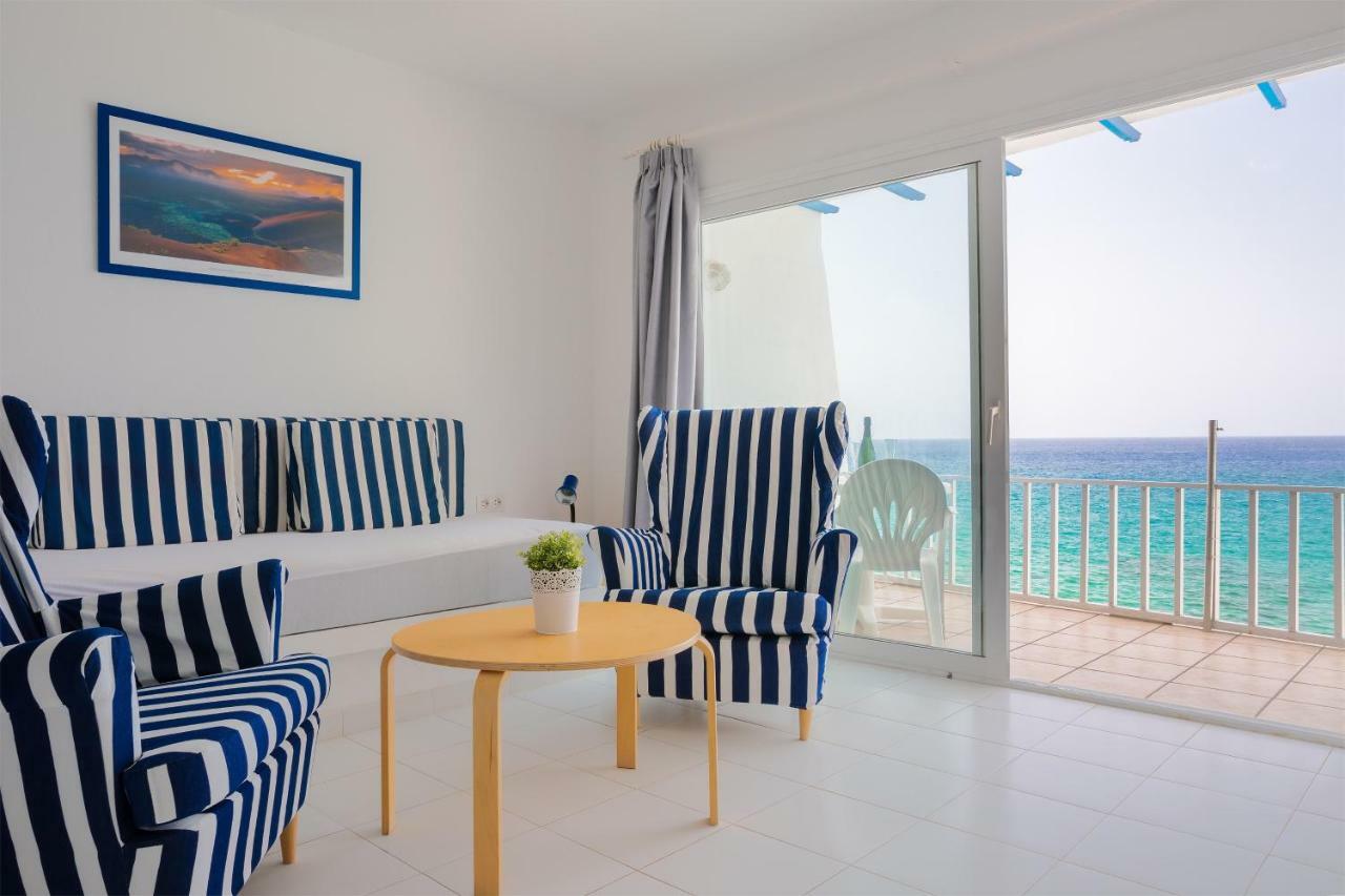 Apartamentos Cabrera Puerto del Carmen  Exteriör bild