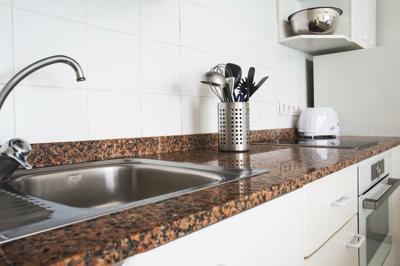 Apartamentos Cabrera Puerto del Carmen  Exteriör bild